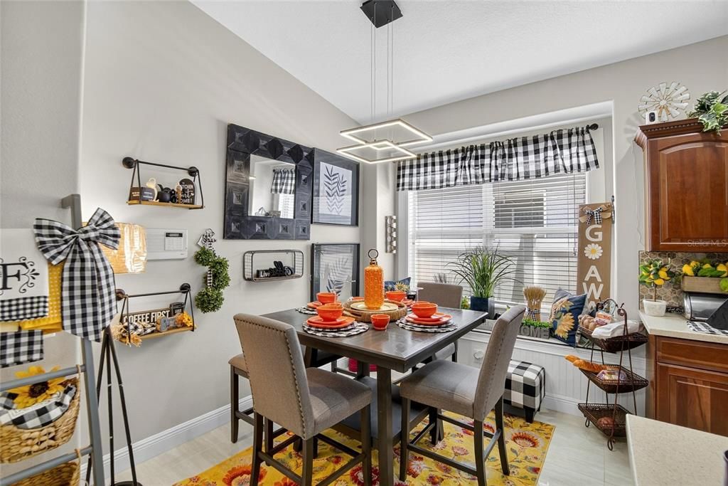 Dining room, Interior, Pendant Lights