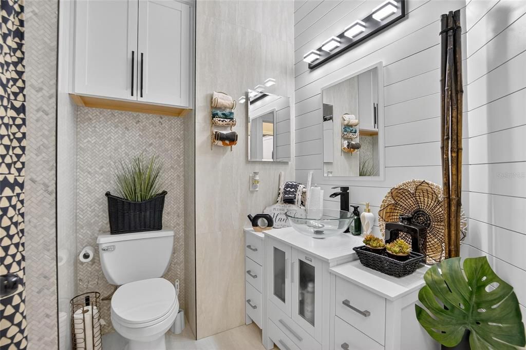 Bathroom, Interior