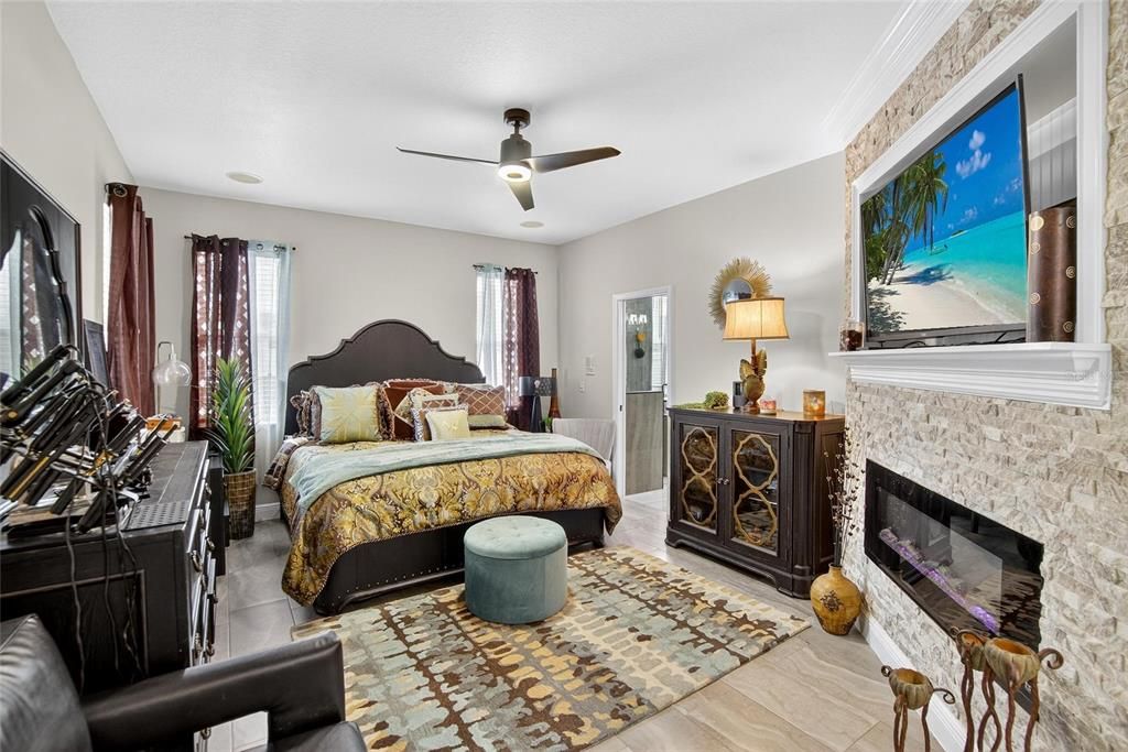 Bedroom, Fireplace, Interior, Wood Texture Flooring