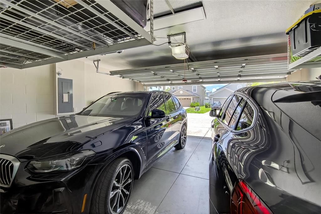 Garage, Interior