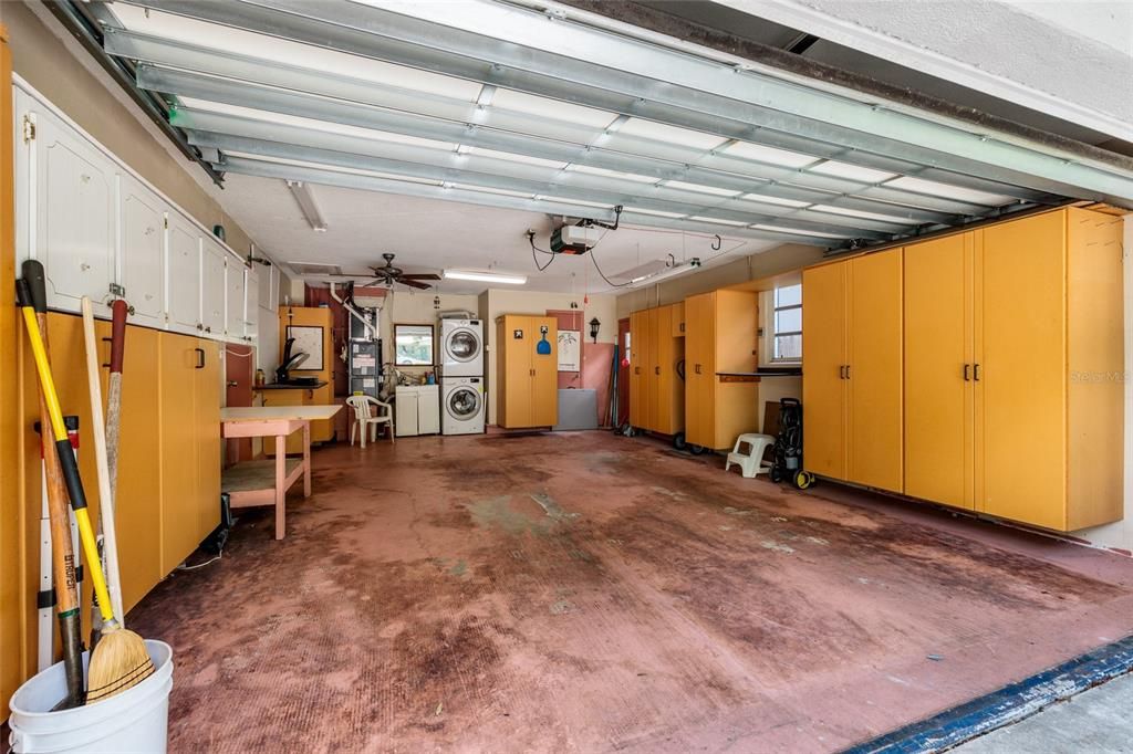 Garage, Interior