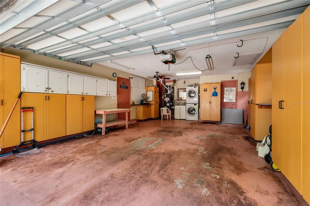 Garage, Interior, Washer