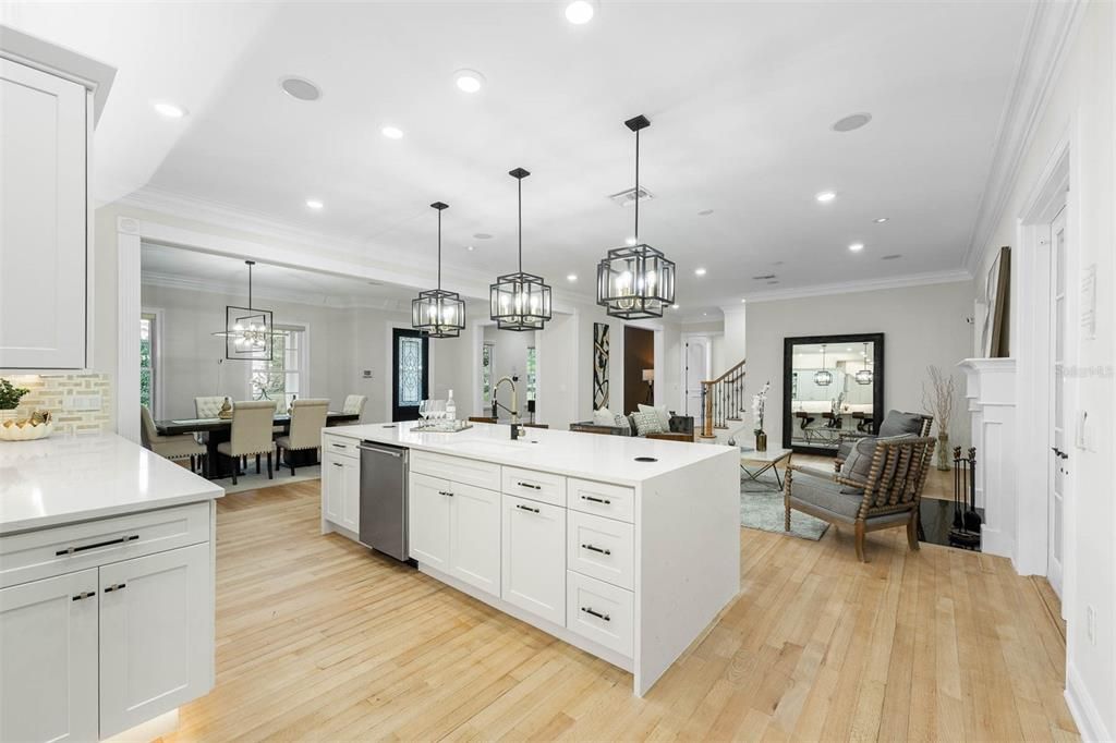 Dining room, Interior, Kitchen, Living room, Pendant Lights, Recessed Lighting, Wood Texture Flooring