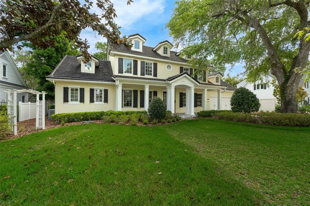 Backyard, Exterior, Facade, French Provincial