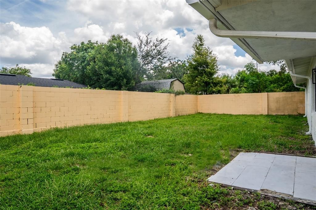 Backyard, Exterior