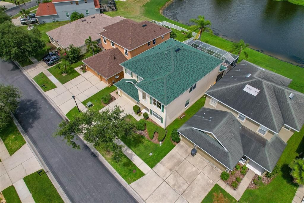 Exterior, Drone