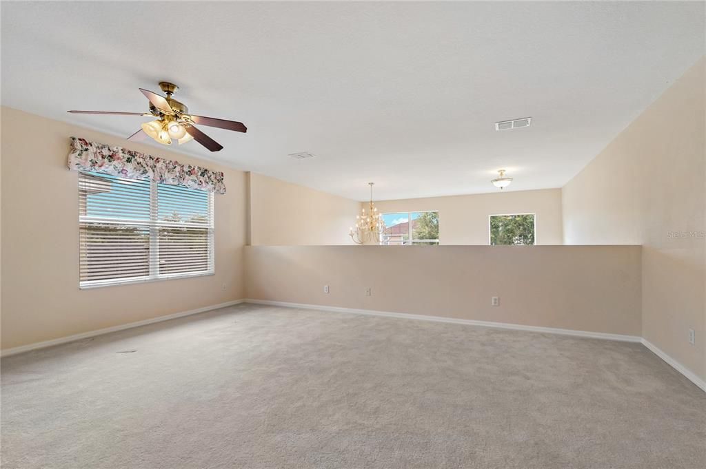 Chandelier, Empty room, Interior