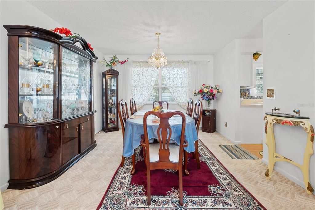 Chandelier, Dining room, Interior