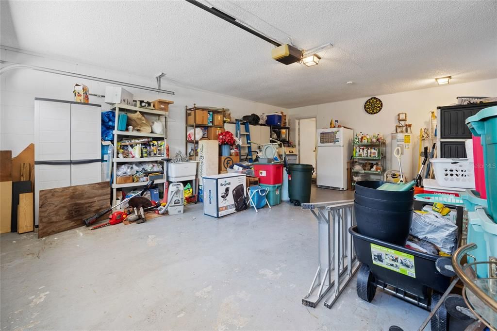 Garage, Interior, Washer