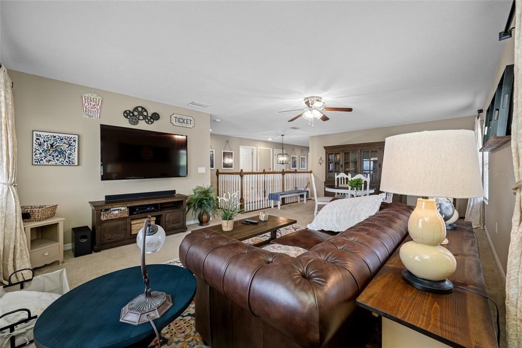 Dining room, Interior, Living room, Pendant Lights