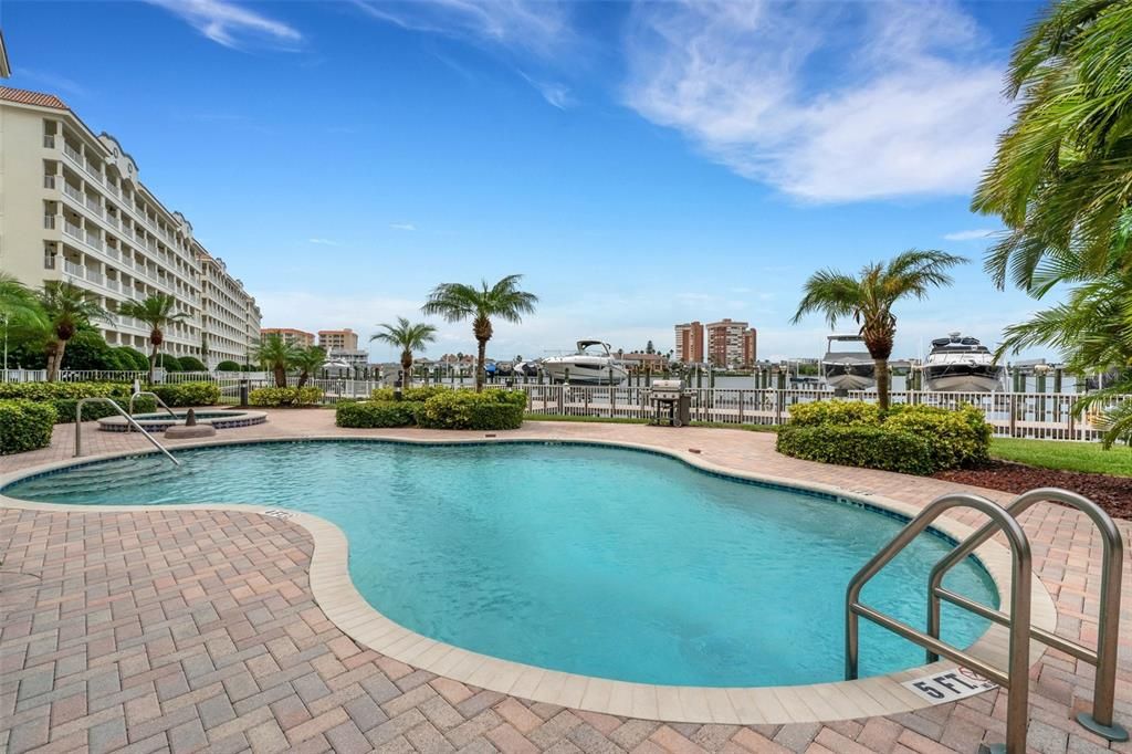 Exterior, Pool