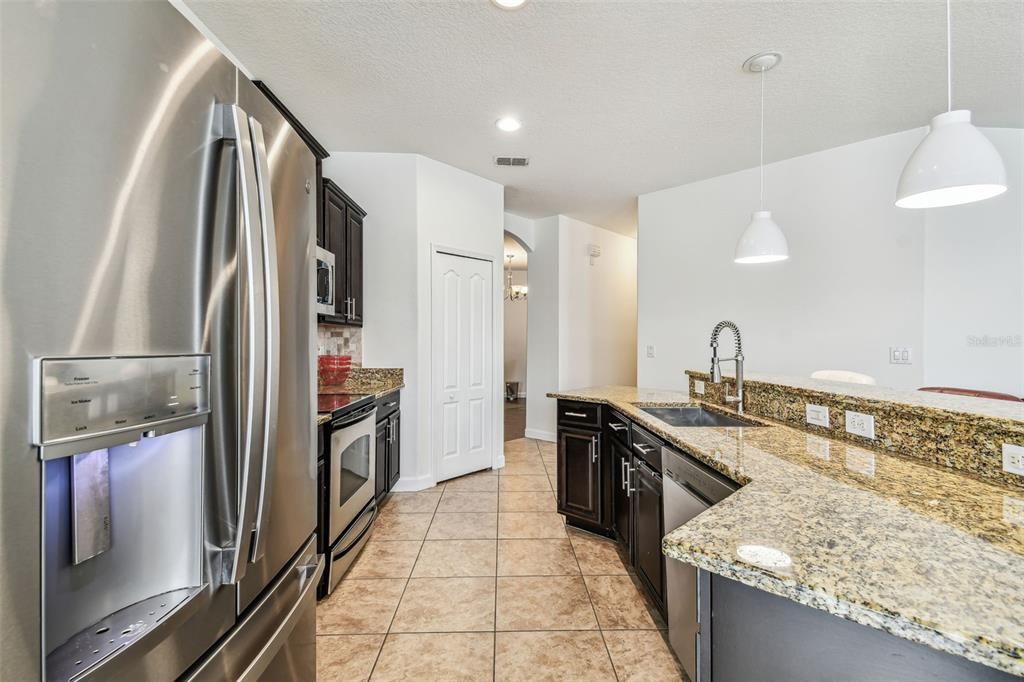 Interior, Kitchen, Pendant Lights, Recessed Lighting, Stainless Steel Appliances