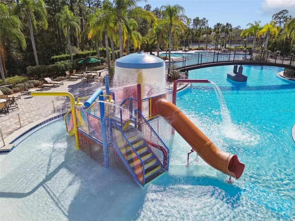 Exterior, Playground, Pool