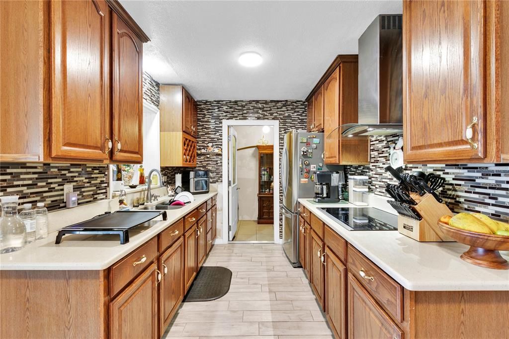 Interior, Kitchen, Recessed Lighting