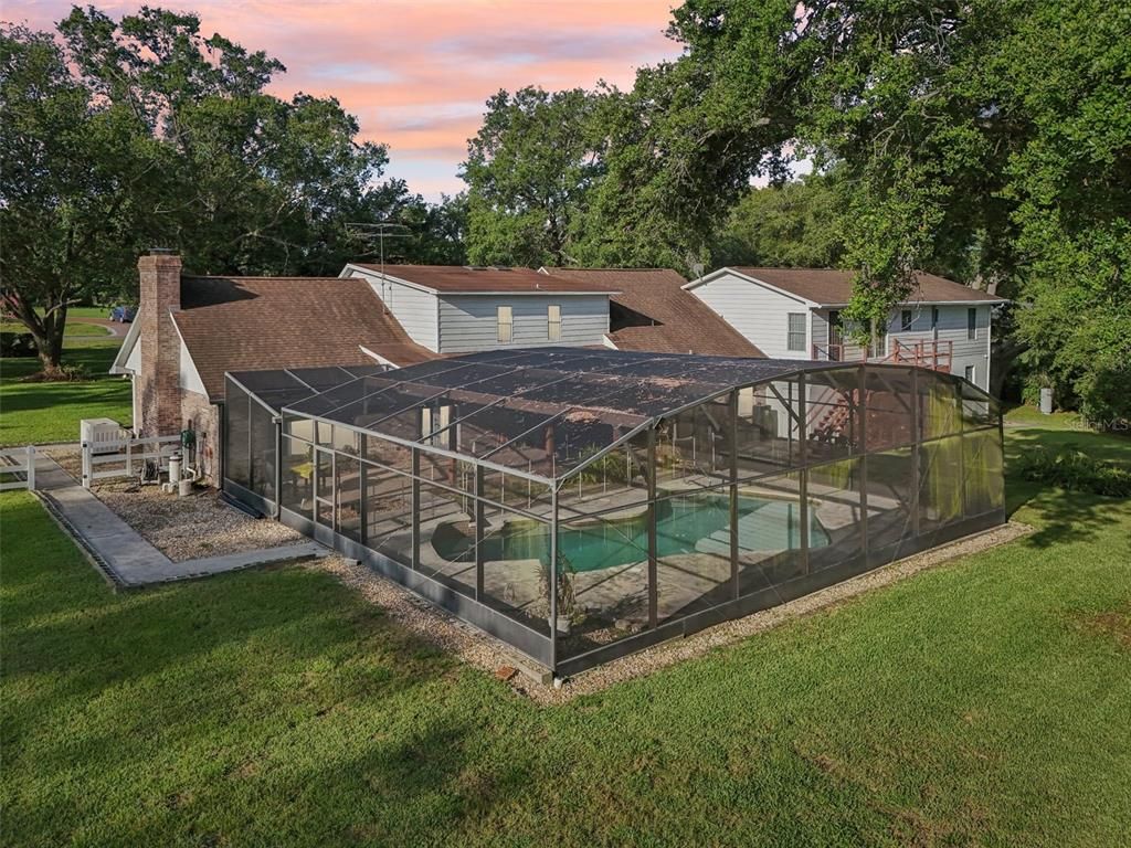 Backyard, Exterior