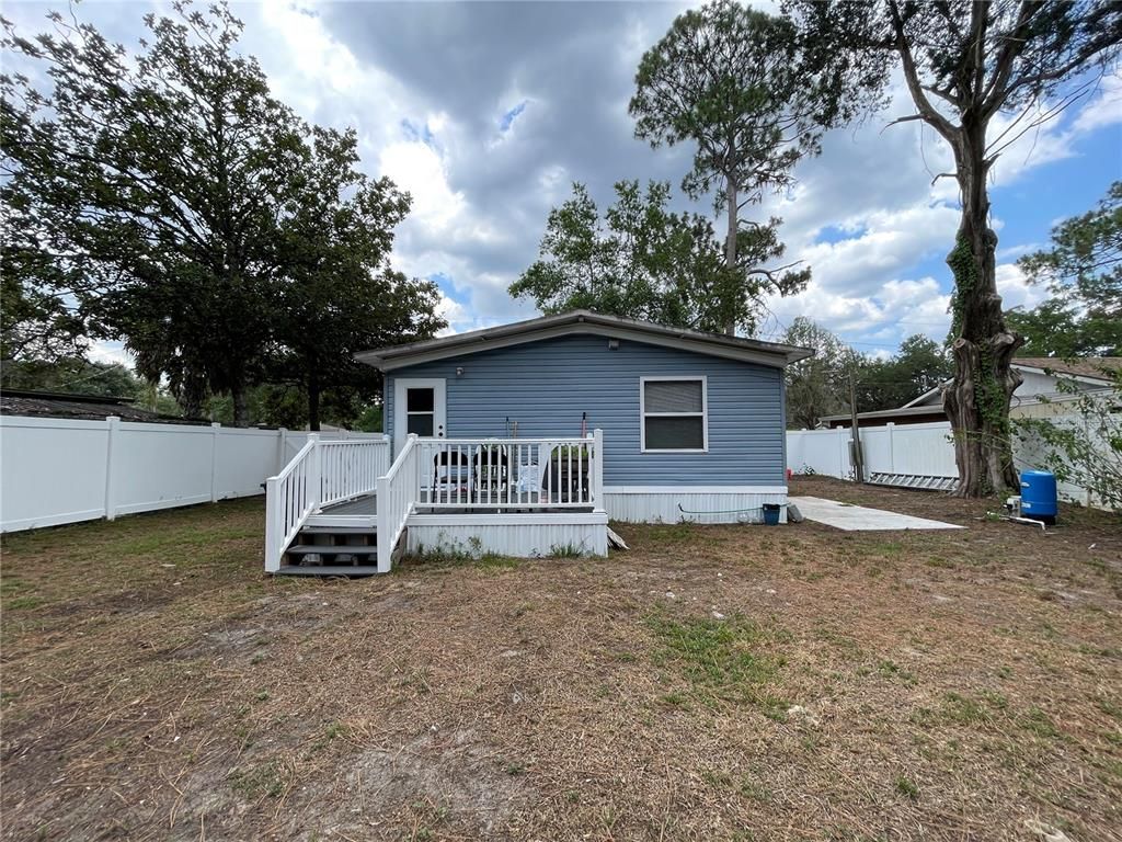 Backyard, Exterior