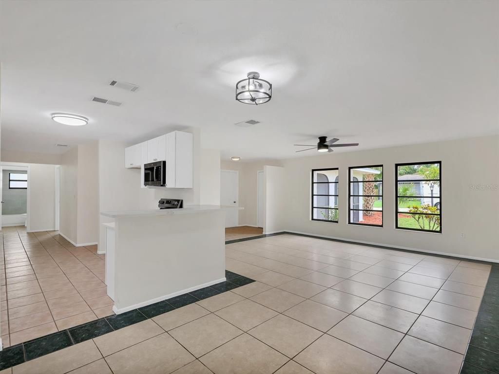 Empty room, Interior, Kitchen, Recessed Lighting