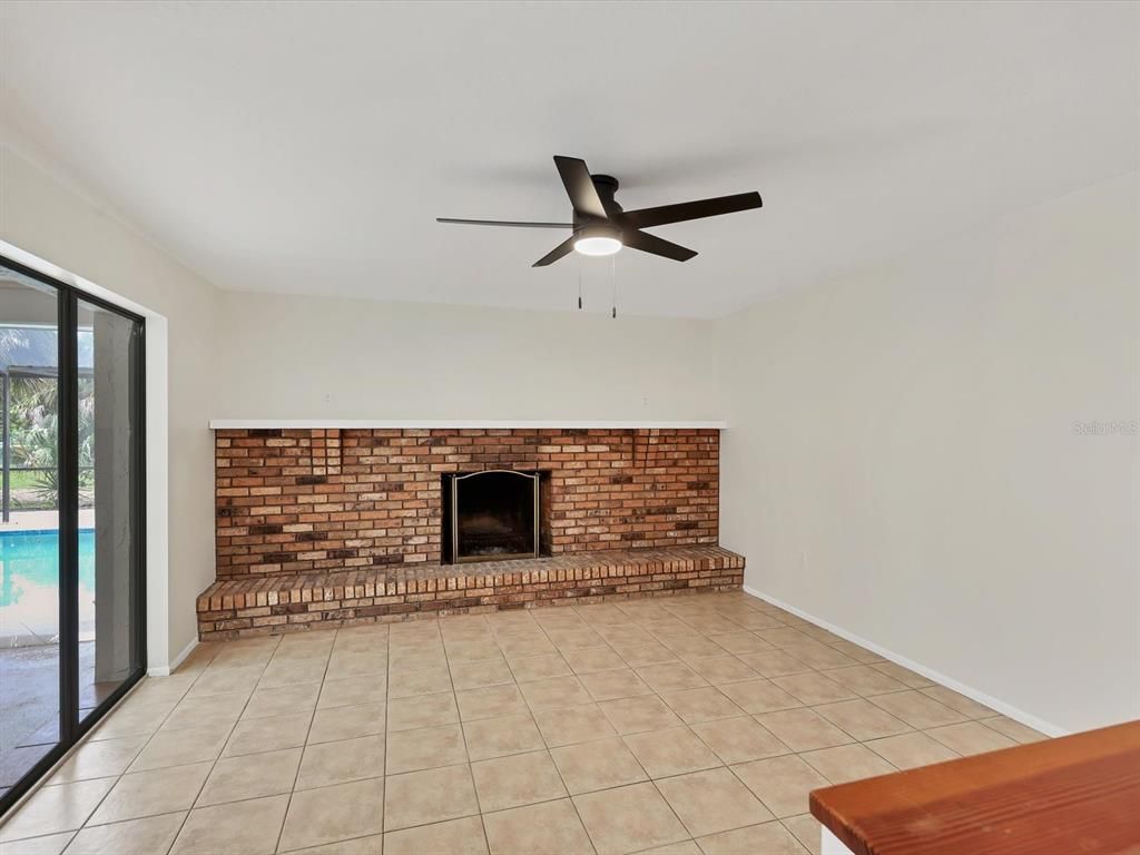Empty room, Fireplace, Interior, Stone Walls