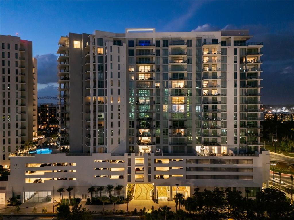 Exterior, Facade, Condo Building