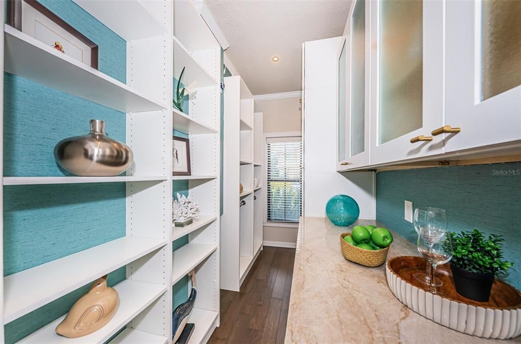 Interior, Recessed Lighting, Walk-in Closets, Wood Texture Flooring