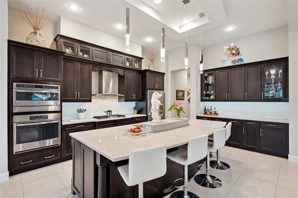 Interior, Kitchen, Pendant Lights, Recessed Lighting, Stainless Steel Appliances