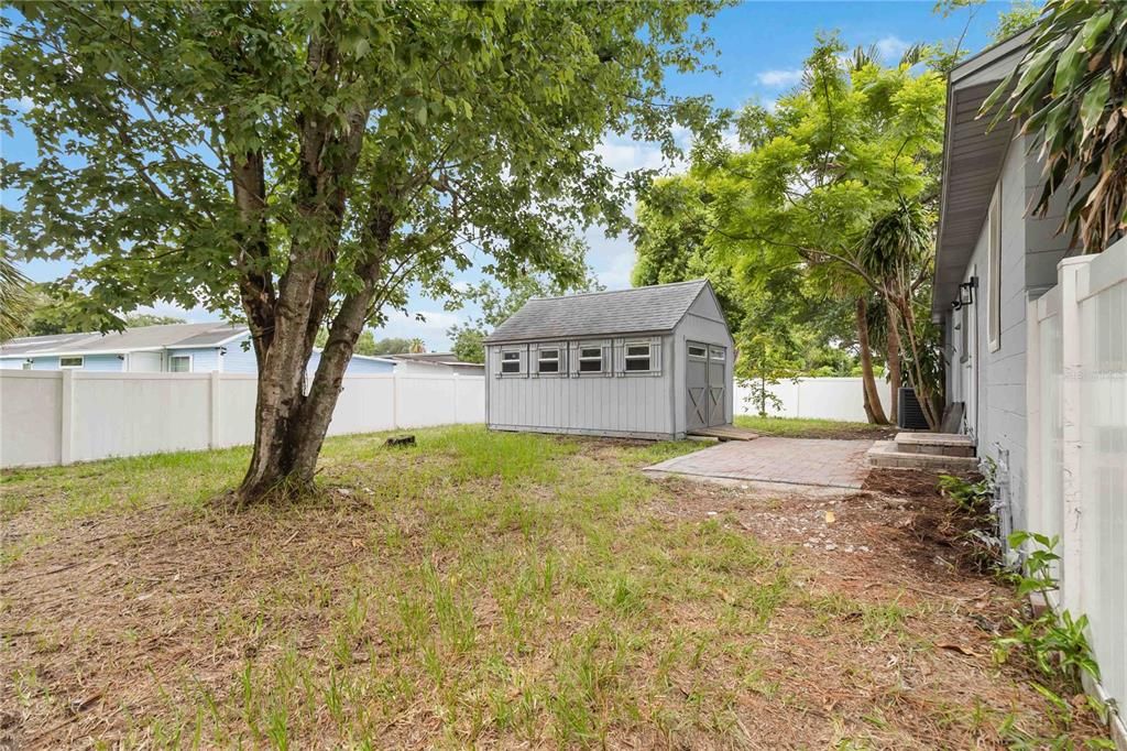 Backyard, Exterior