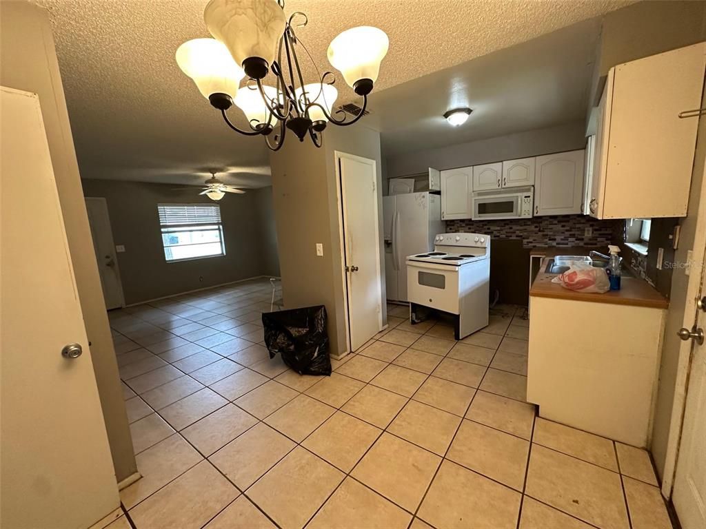 Chandelier, Interior, Kitchen