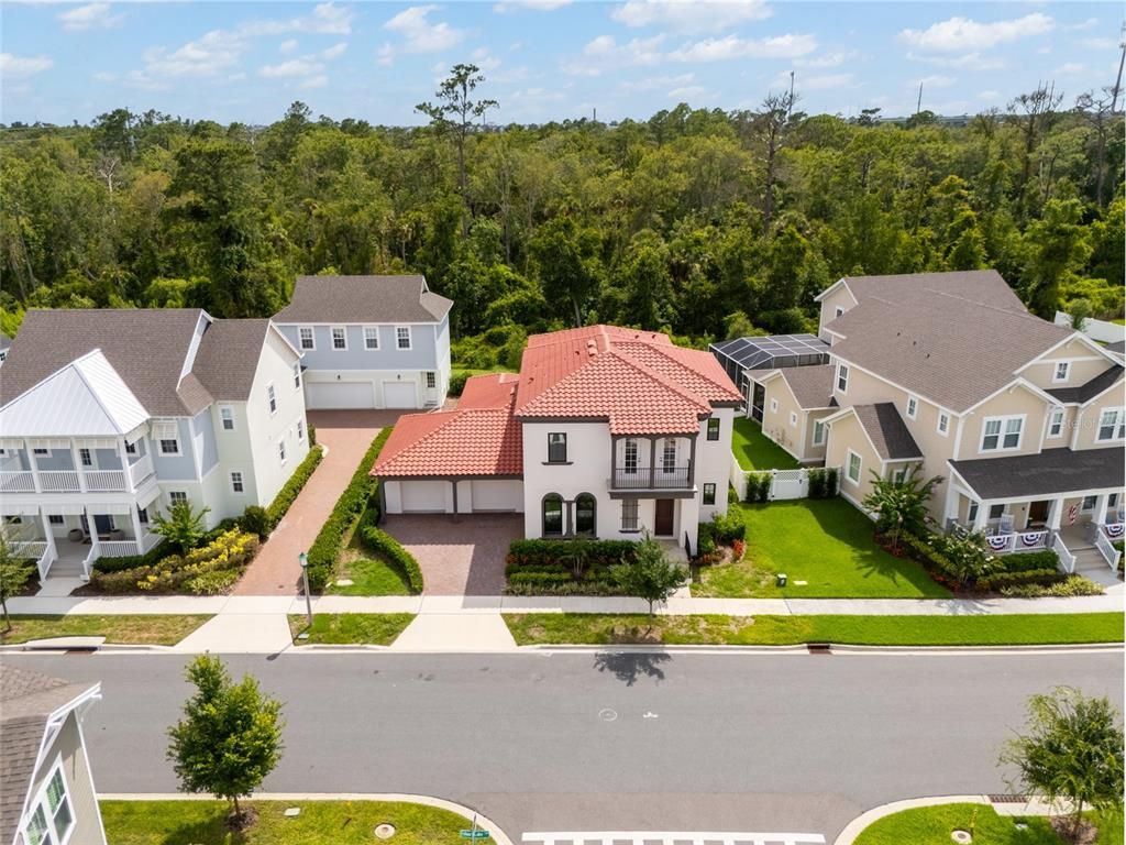 Exterior, Drone