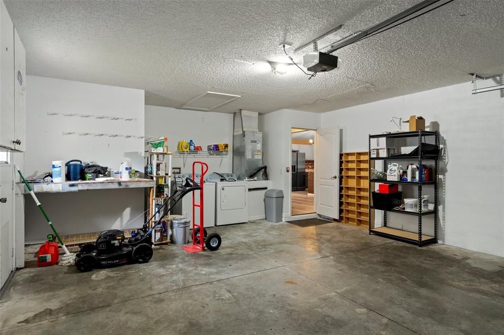 Garage, Interior, Washer