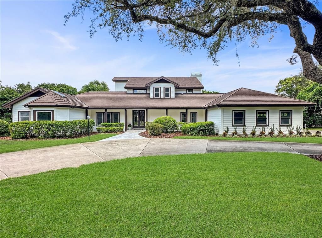 Backyard, Exterior, Facade, Ranch