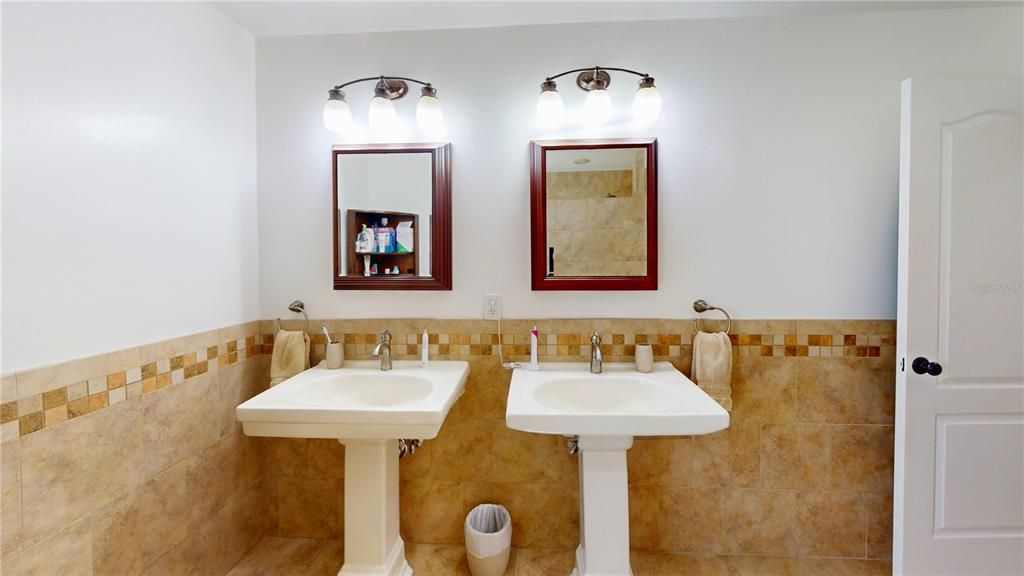Bathroom, Dual Sink Vanities, Interior