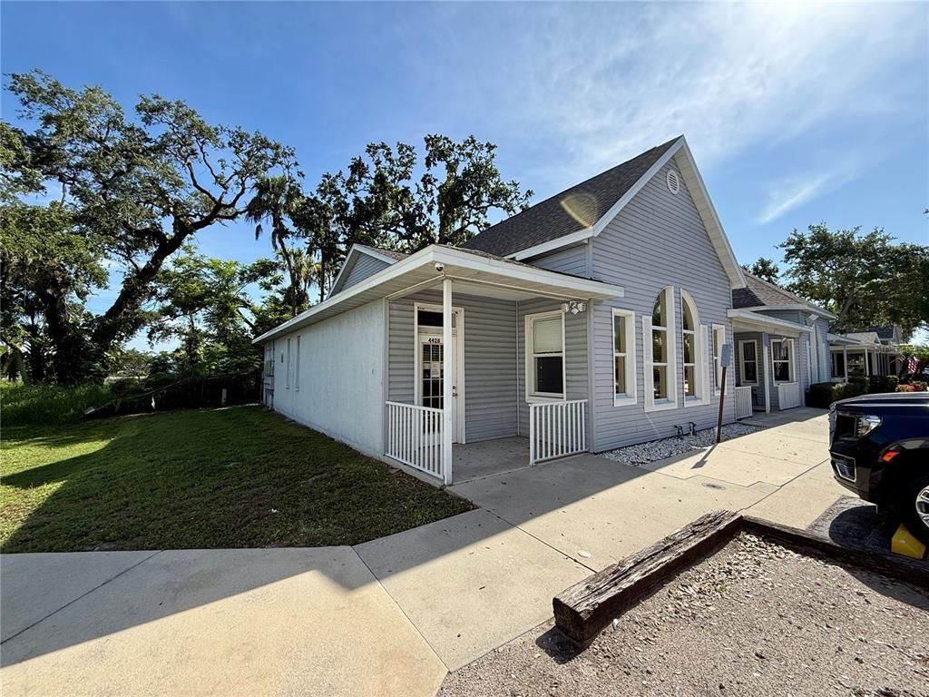 Backyard, Exterior