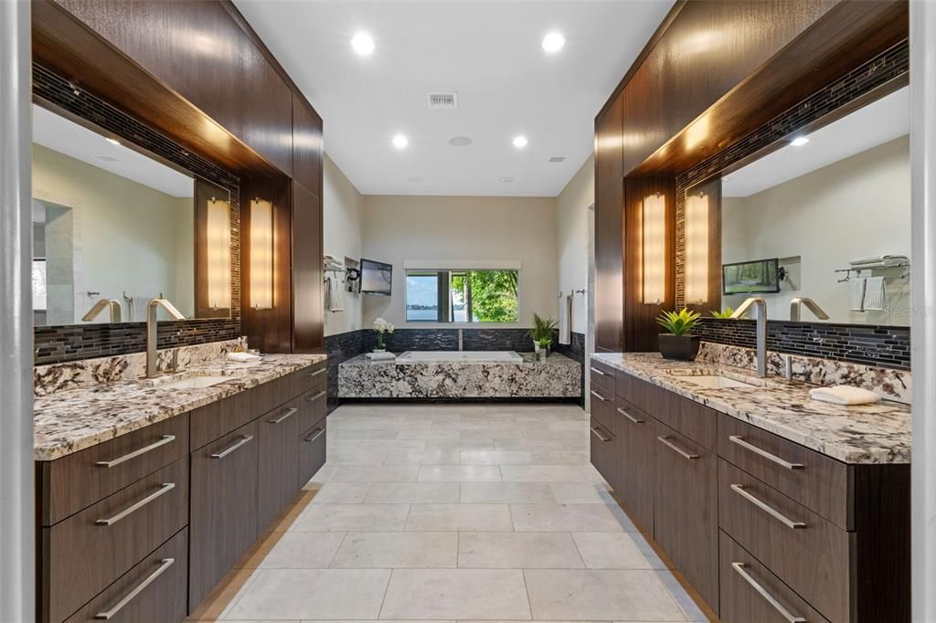 Bathroom, Bedroom, Dual Sink Vanities, Interior, Recessed Lighting