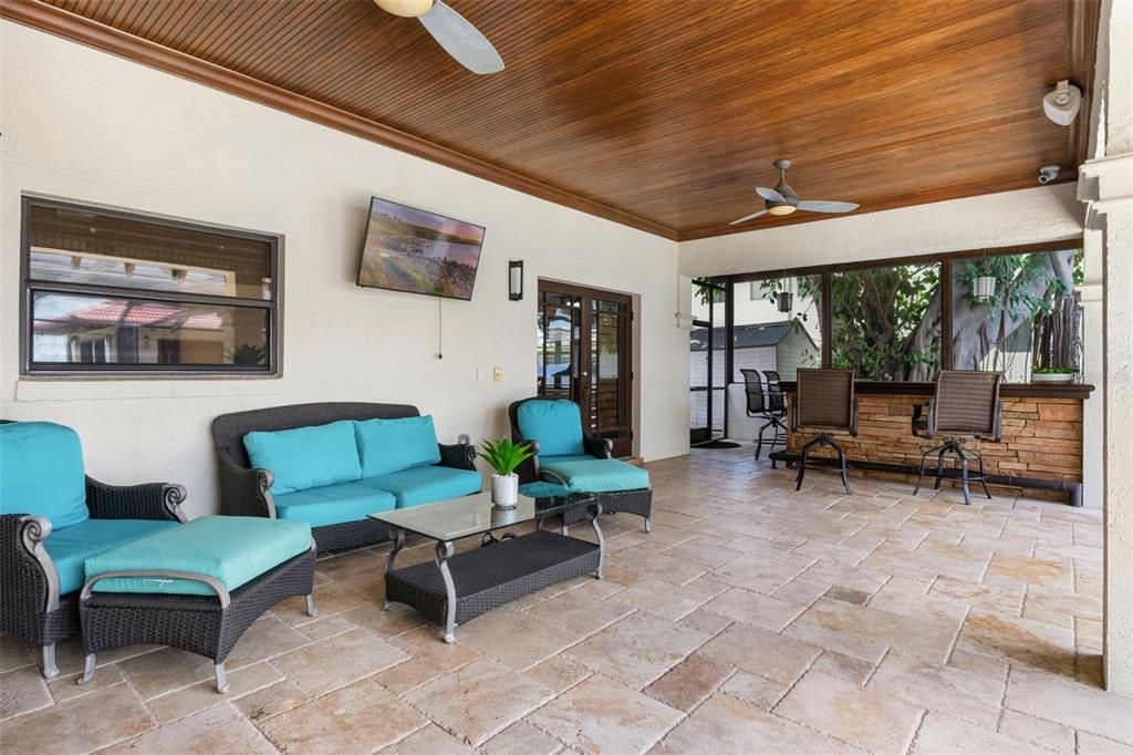 Exterior, Living room, Wooden Ceilings
