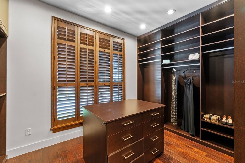Interior, Recessed Lighting, Walk-in Closets, Wood Texture Flooring
