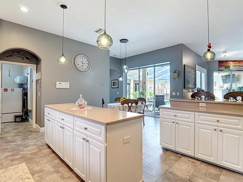 Dining room, Interior, Kitchen, Pendant Lights, Recessed Lighting