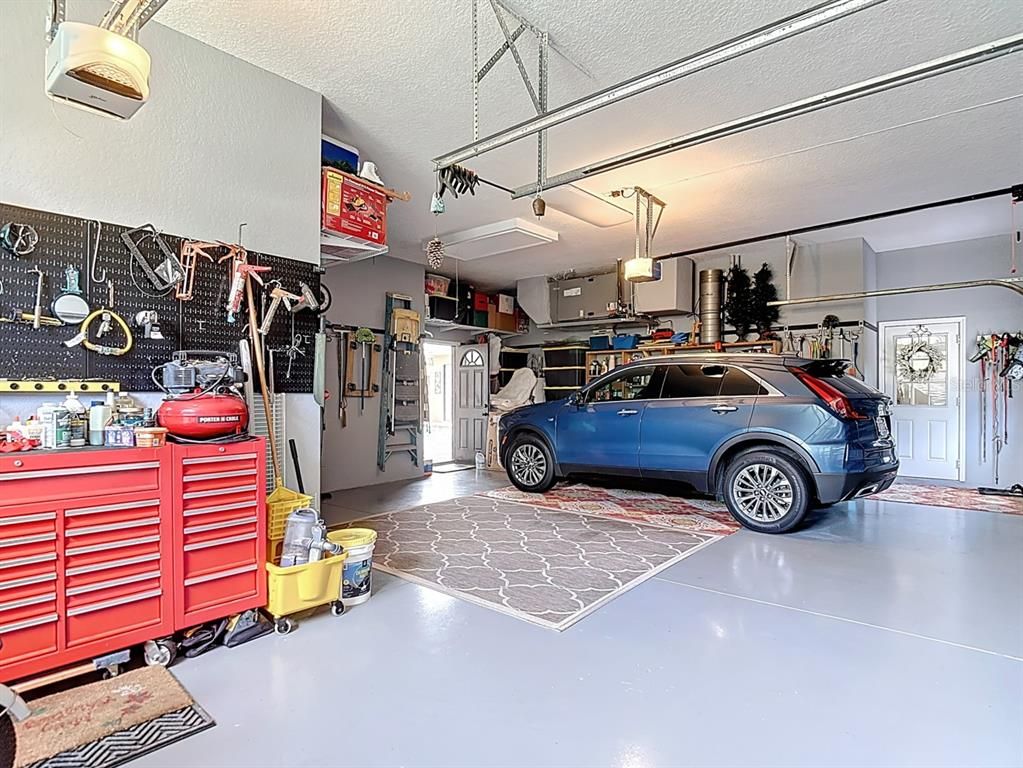 Garage, Interior