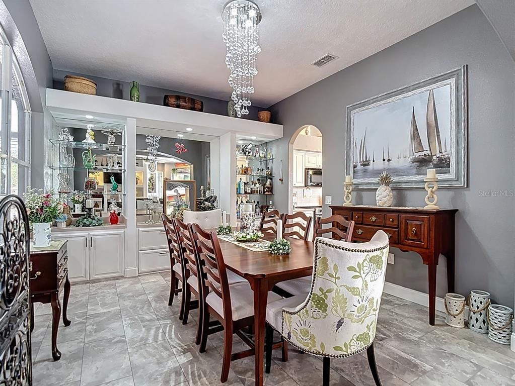 Dining room, Interior, Pendant Lights, Recessed Lighting