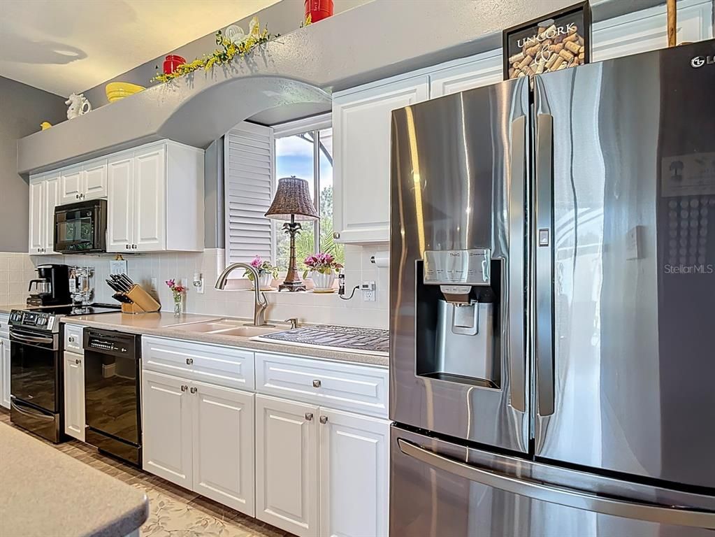 Interior, Kitchen, Marble, Stainless Steel Appliances