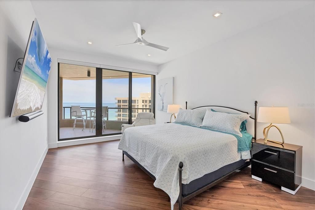 Bedroom, Interior, Recessed Lighting, Water, Wood Texture Flooring