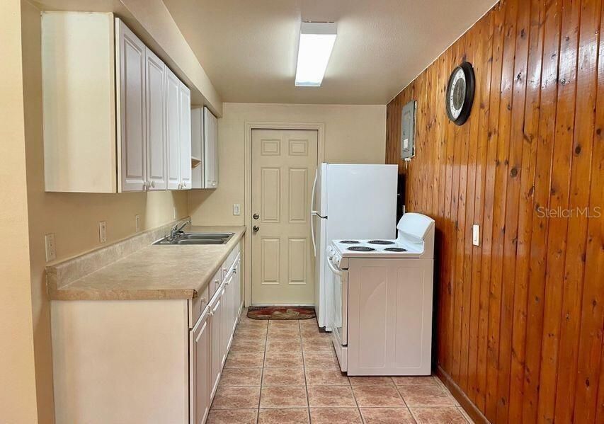 Interior, Kitchen, Wooden Walls
