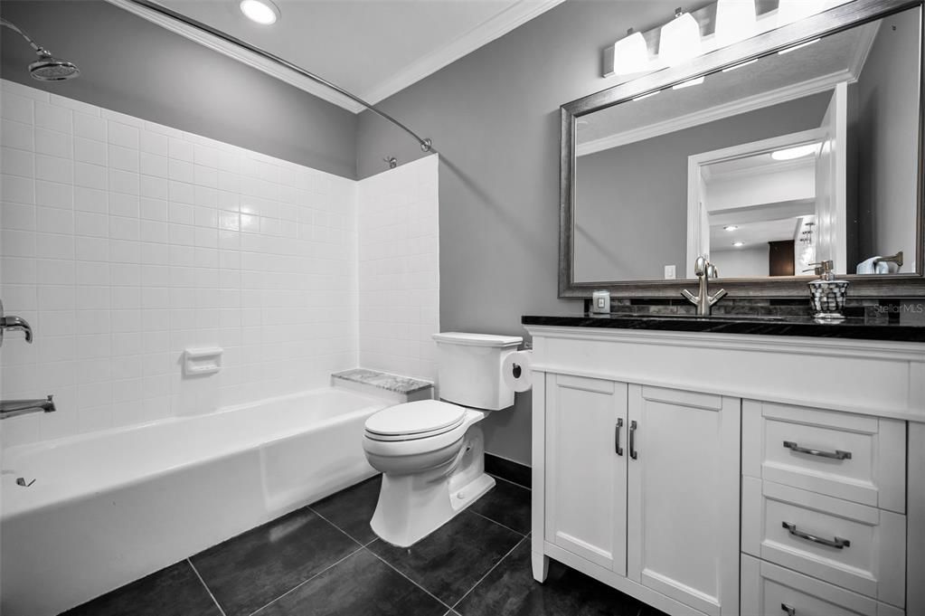 Bathroom, Interior, Recessed Lighting