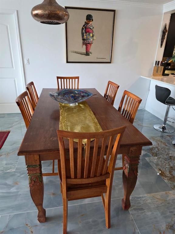 Dining room, Interior, Marble