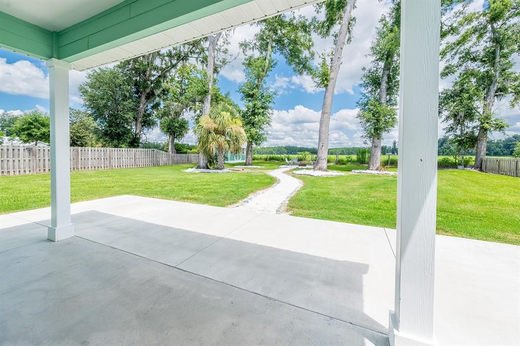 Backyard, Exterior