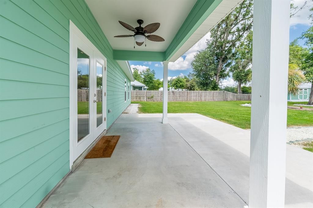 Backyard, Exterior