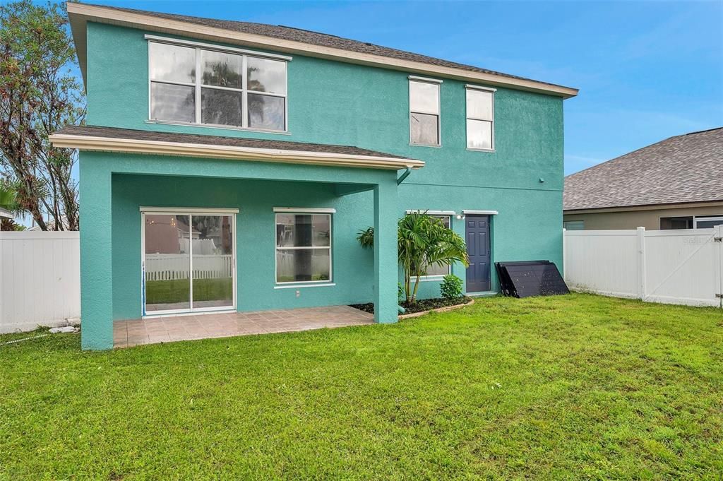 Backyard, Exterior