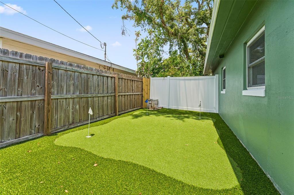 Backyard, Exterior