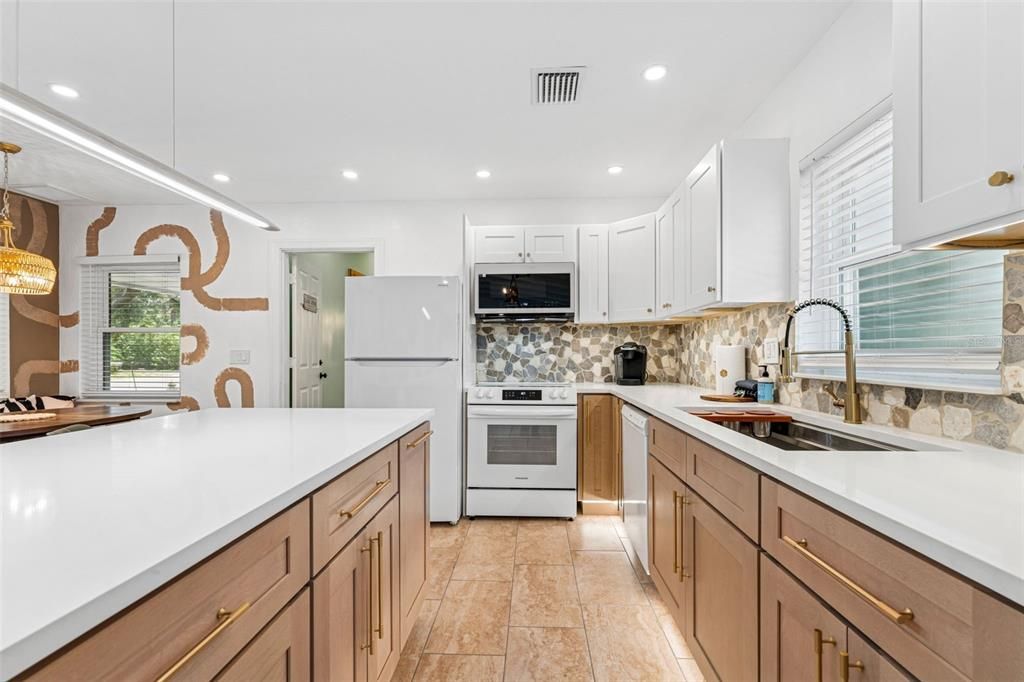 Interior, Kitchen, Pendant Lights, Recessed Lighting, Stainless Steel Appliances
