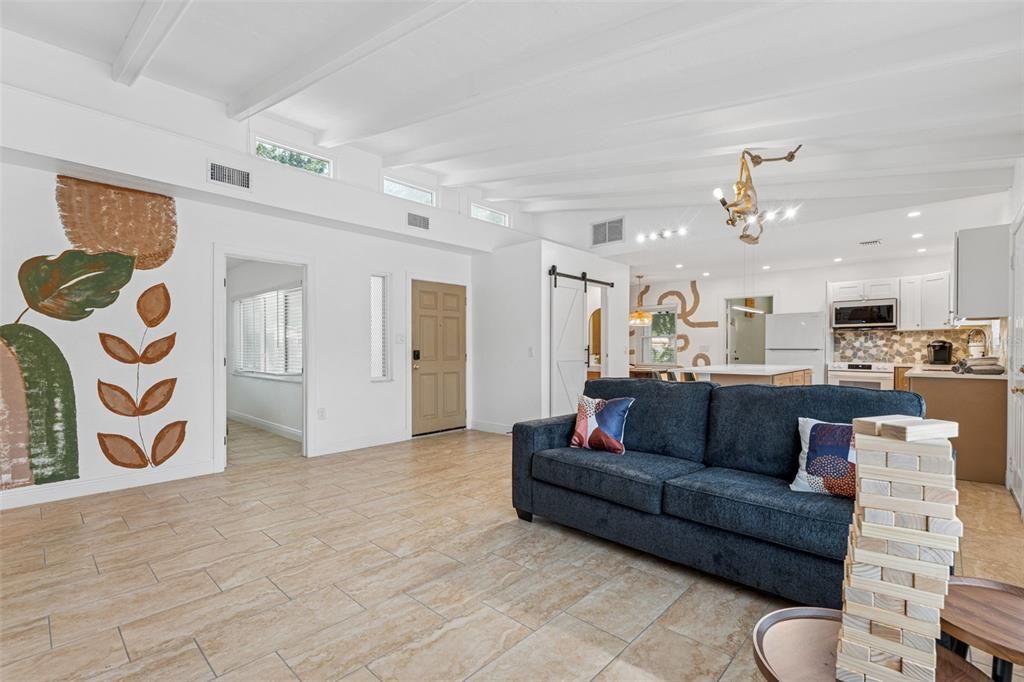 Interior, Kitchen, Living room, Pendant Lights, Recessed Lighting, Stainless Steel Appliances