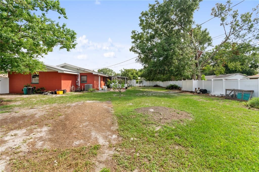 Backyard, Exterior